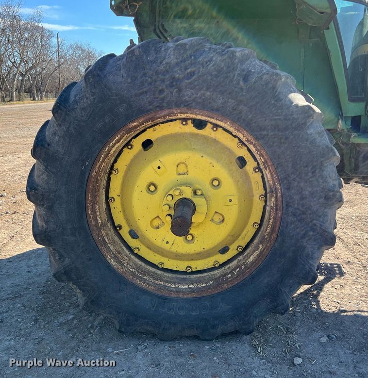 image for item DS2882 1974 John Deere 4630 tractor