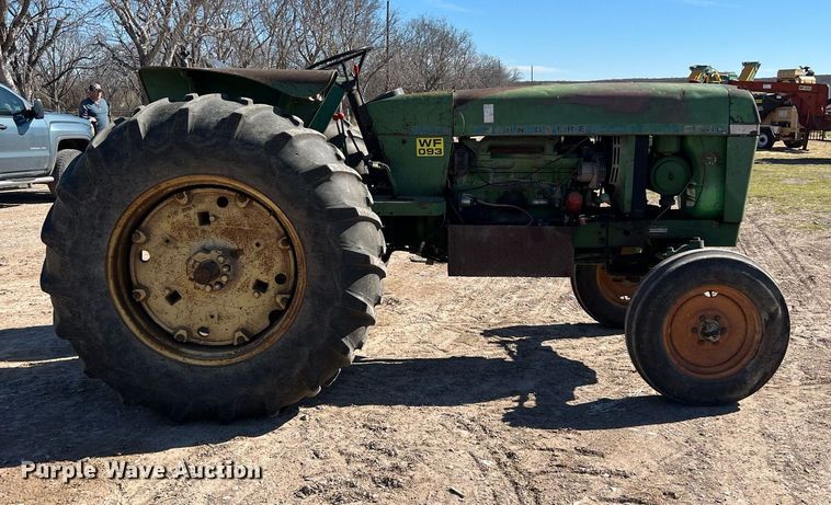 image for item DS2883 1978 John Deere 2840 tractor