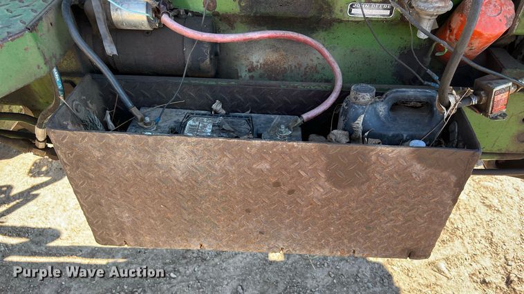 image for item DS2883 1978 John Deere 2840 tractor