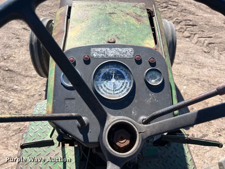 image for item DS2883 1978 John Deere 2840 tractor