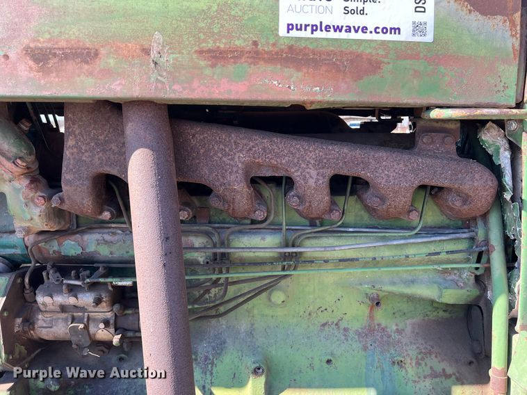 image for item DS2883 1978 John Deere 2840 tractor