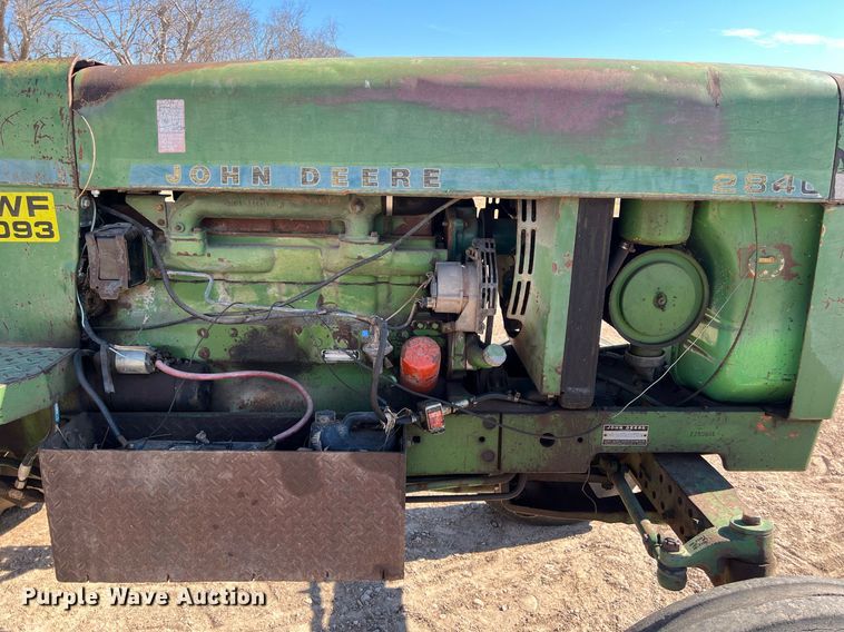 image for item DS2883 1978 John Deere 2840 tractor