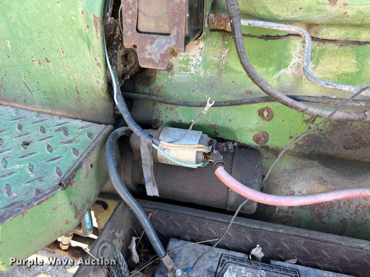 image for item DS2883 1978 John Deere 2840 tractor