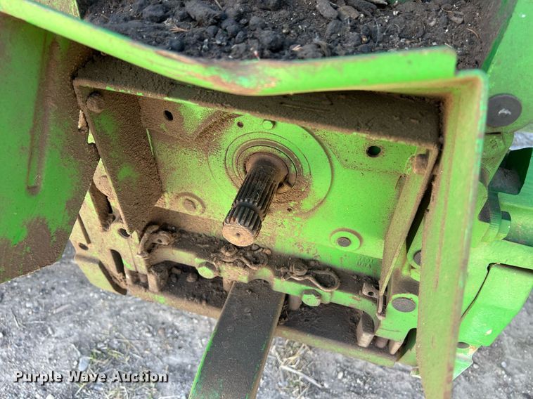 image for item DS2885 2017 John Deere 6155R MFWD tractor