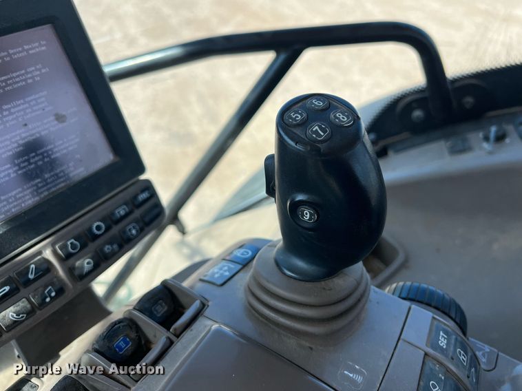 image for item DS2885 2017 John Deere 6155R MFWD tractor