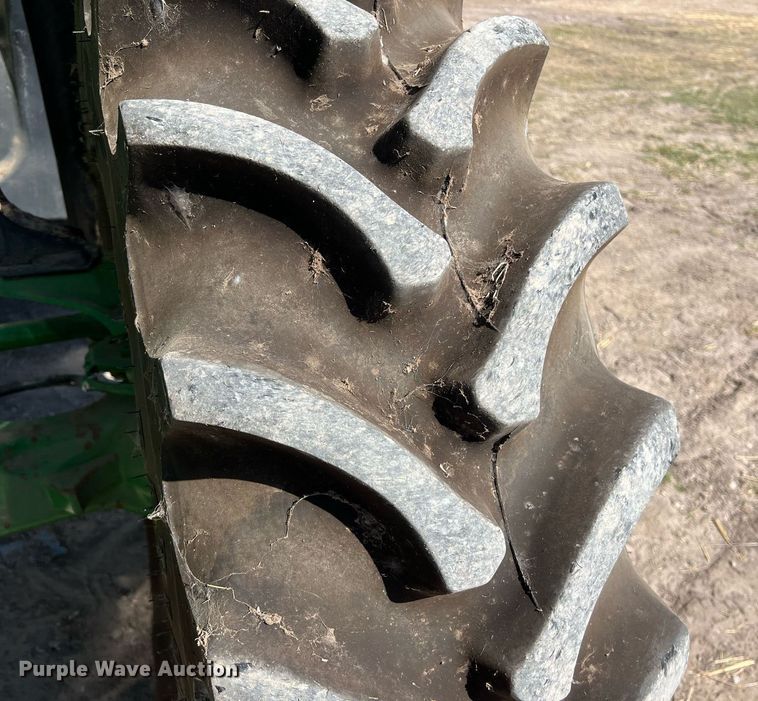 image for item DS2885 2017 John Deere 6155R MFWD tractor