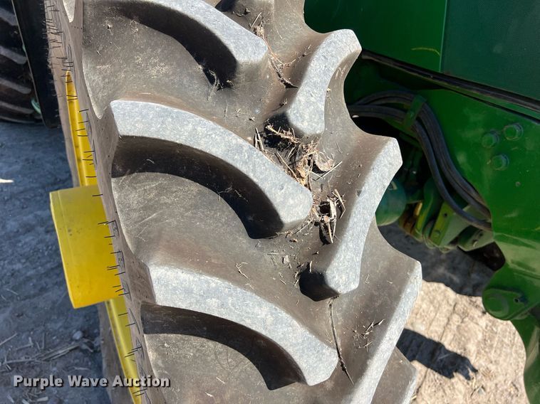 image for item DS2885 2017 John Deere 6155R MFWD tractor