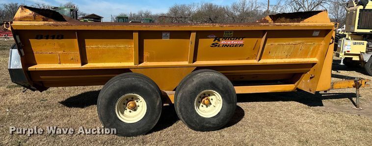 image for item DS2888 Knight Slinger 8118 manure spreader