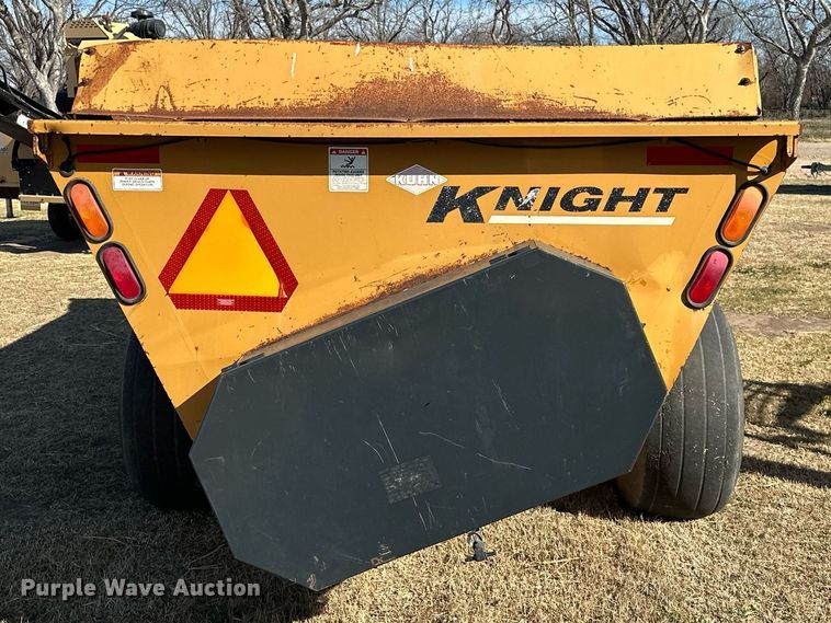image for item DS2888 Knight Slinger 8118 manure spreader
