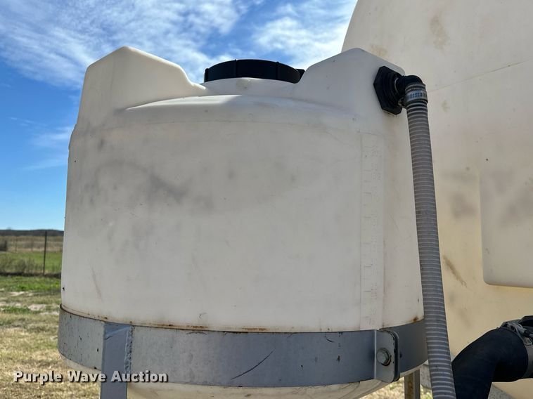 Aeromaster WT 3000 sprayer in Quemado, TX | Item DS2890 for sale ...