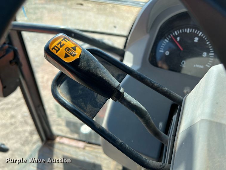 image for item DS2893 Kubota M108S MFWD tractor