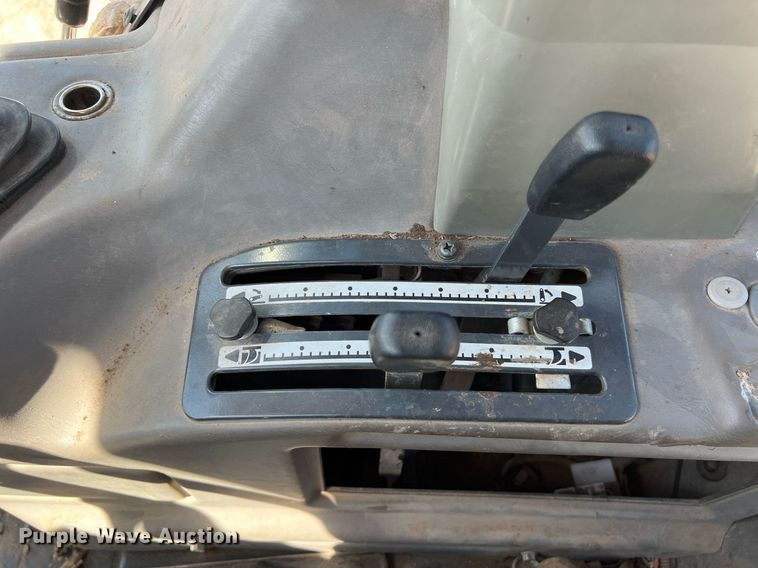 image for item DS2893 Kubota M108S MFWD tractor