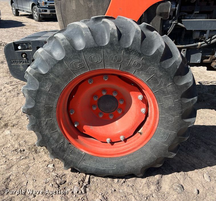 image for item DS2893 Kubota M108S MFWD tractor