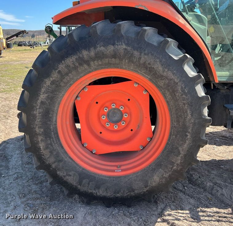 image for item DS2893 Kubota M108S MFWD tractor