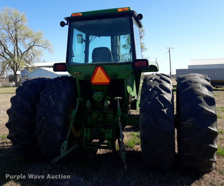 image for item DV9922 1975 John Deere 4630 tractor