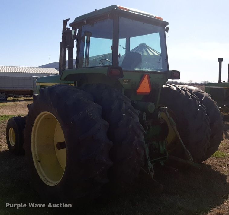 image for item DV9922 1975 John Deere 4630 tractor