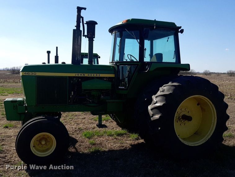 image for item DV9922 1975 John Deere 4630 tractor