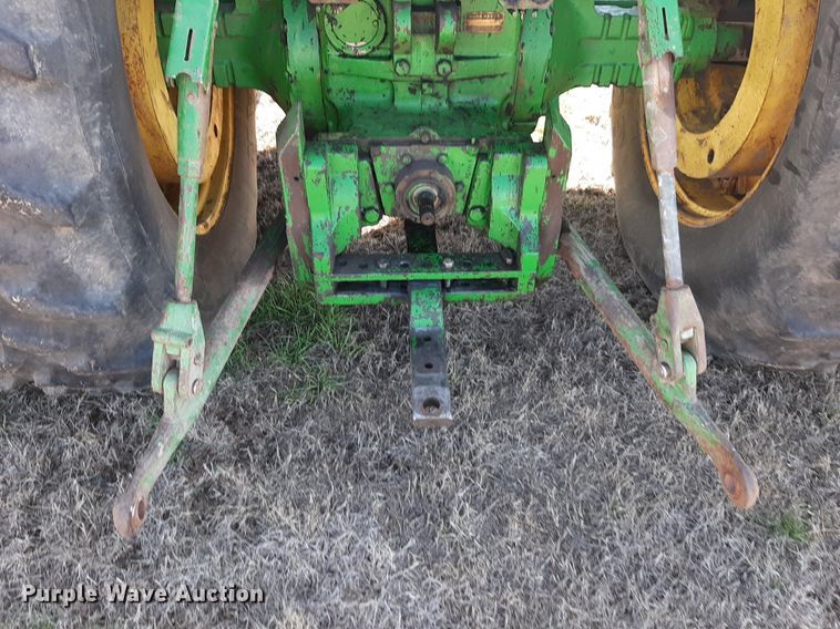 image for item DV9922 1975 John Deere 4630 tractor