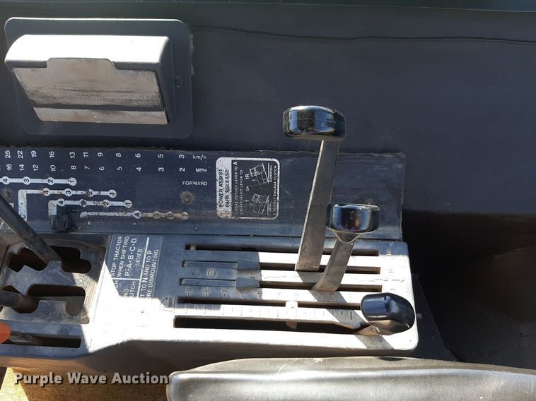 image for item DV9922 1975 John Deere 4630 tractor