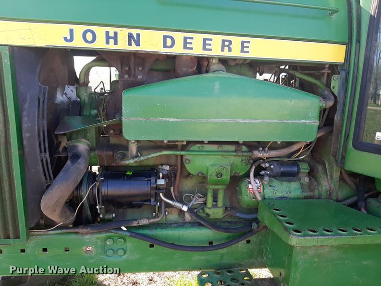 image for item DV9922 1975 John Deere 4630 tractor
