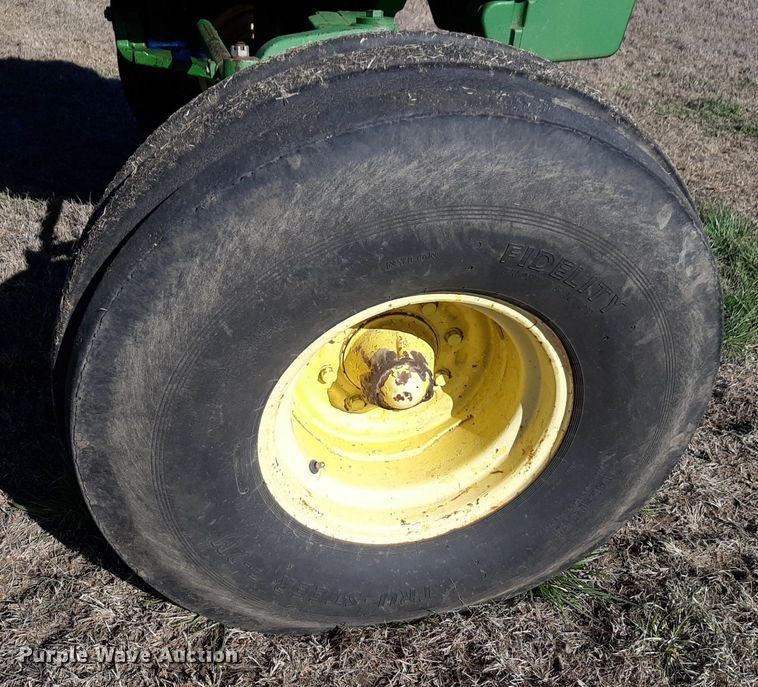 image for item DV9922 1975 John Deere 4630 tractor