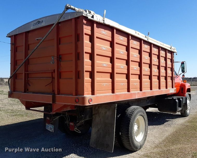 image for item DV9929 1994 Chevrolet Kodiak grain truck