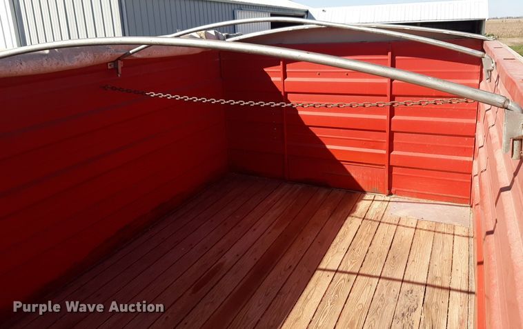 image for item DV9929 1994 Chevrolet Kodiak grain truck