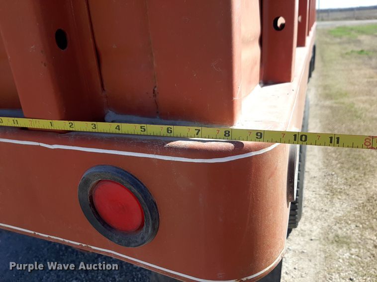 image for item DV9929 1994 Chevrolet Kodiak grain truck