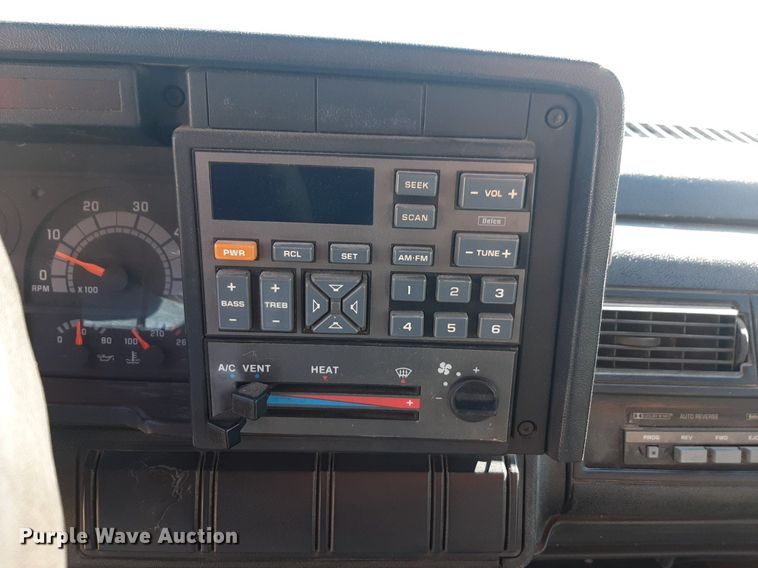 image for item DV9929 1994 Chevrolet Kodiak grain truck