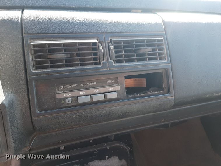 image for item DV9929 1994 Chevrolet Kodiak grain truck