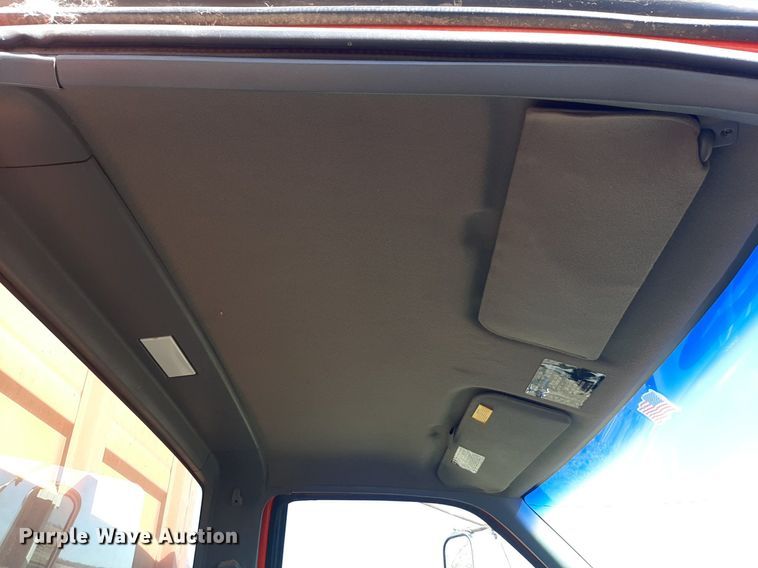 image for item DV9929 1994 Chevrolet Kodiak grain truck