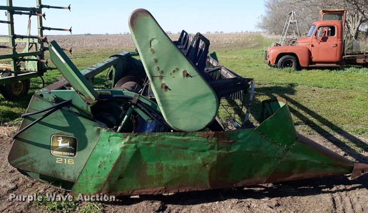 image for item DV9931 John Deere 216 flex head