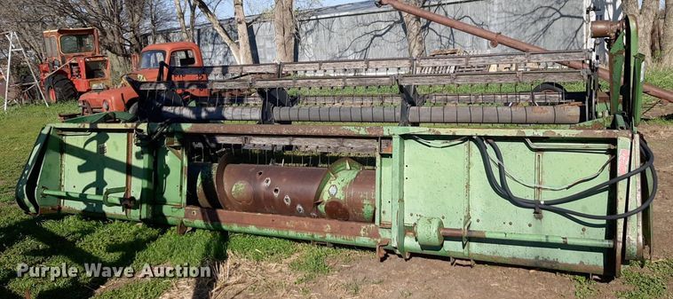 image for item DV9931 John Deere 216 flex head