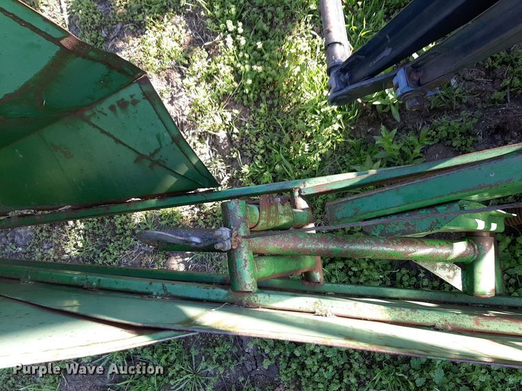 image for item DV9931 John Deere 216 flex head