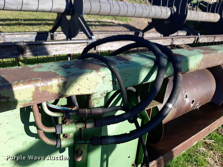 image for item DV9931 John Deere 216 flex head