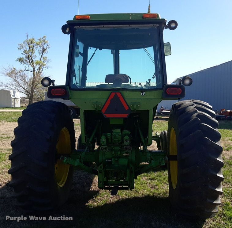 image for item DV9932 1980 John Deere 4430 tractor