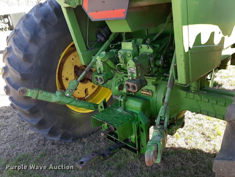 image for item DV9932 1980 John Deere 4430 tractor