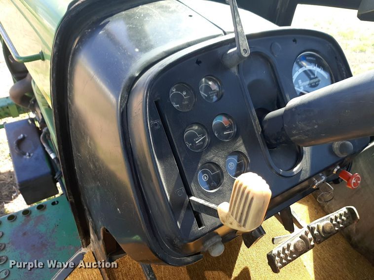 image for item DV9932 1980 John Deere 4430 tractor