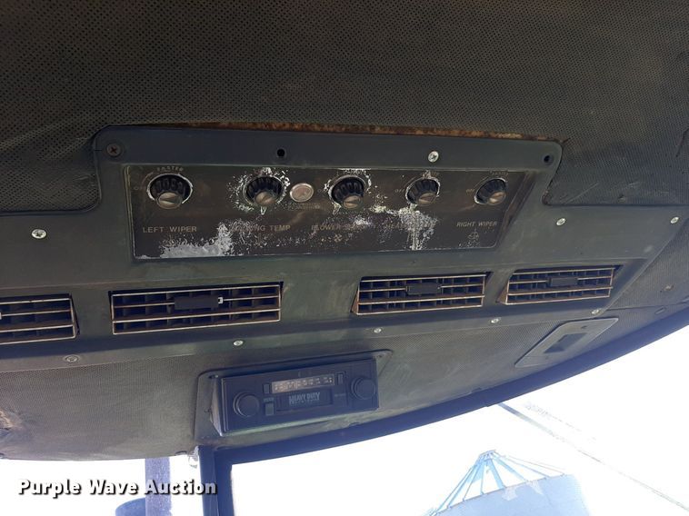 image for item DV9932 1980 John Deere 4430 tractor