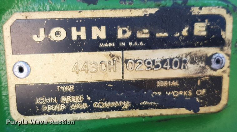 image for item DV9932 1980 John Deere 4430 tractor