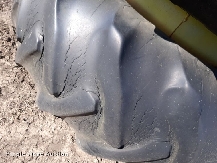 image for item DV9932 1980 John Deere 4430 tractor