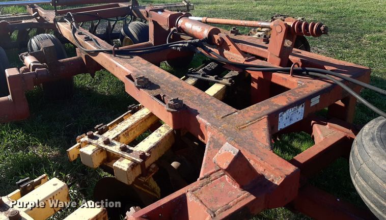 image for item DV9934 New Holland  0D100 tandem off-set disk