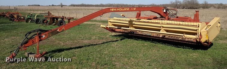 image for item DV9936 New Holland  116 swather / windrower