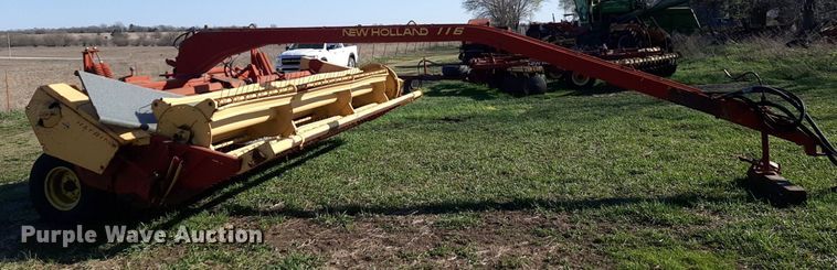 image for item DV9936 New Holland  116 swather / windrower