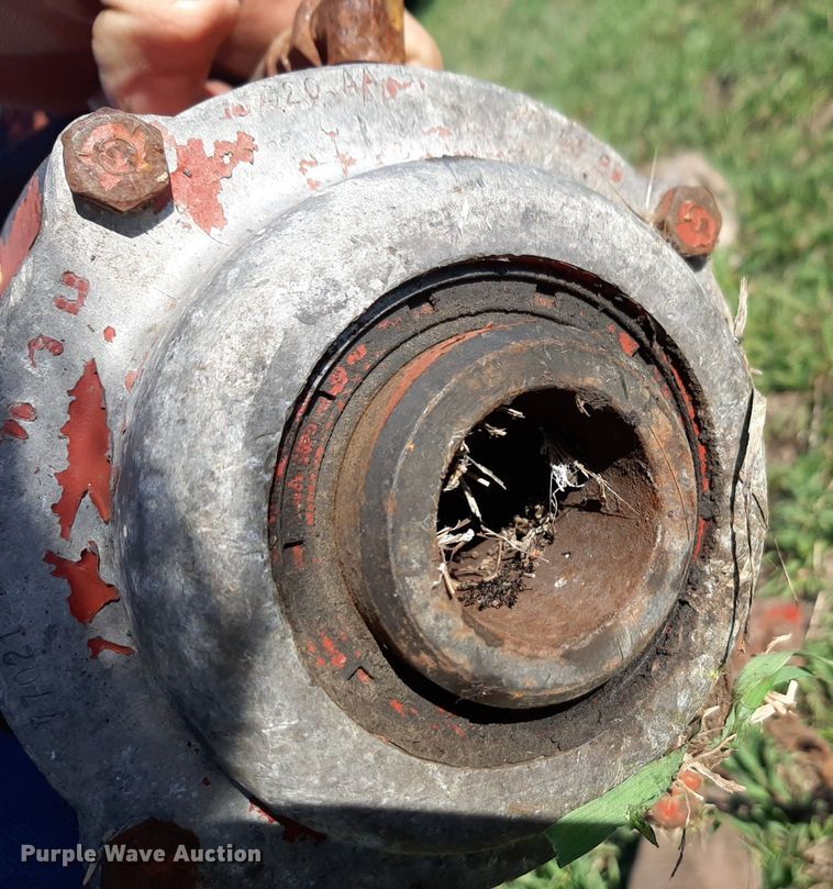 image for item DV9936 New Holland  116 swather / windrower