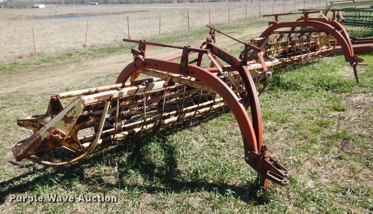 image for item DV9939 (2) New Holland 56 hay rakes