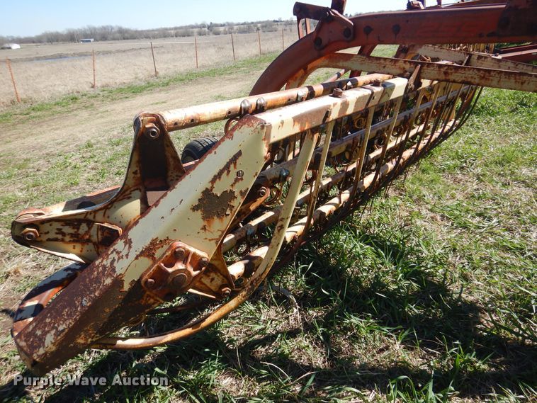 image for item DV9939 (2) New Holland 56 hay rakes
