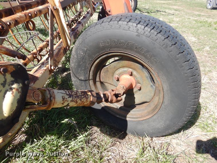 image for item DV9939 (2) New Holland 56 hay rakes