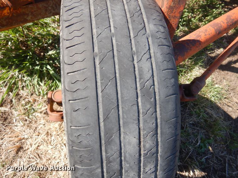 image for item DV9939 (2) New Holland 56 hay rakes