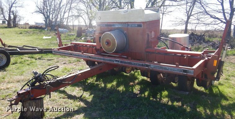 image for item DV9941 International Harvester 800 Cyclo Air planter